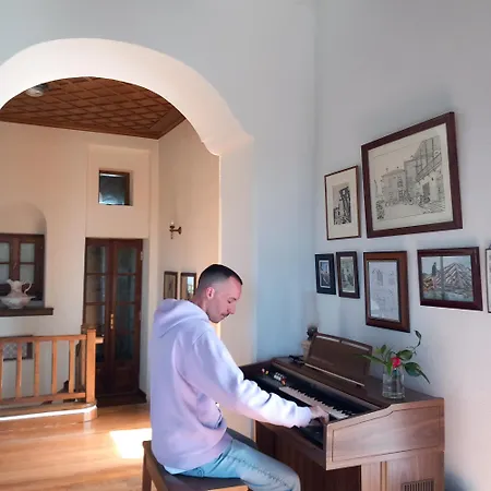 Milies Historic Pelion Miliész